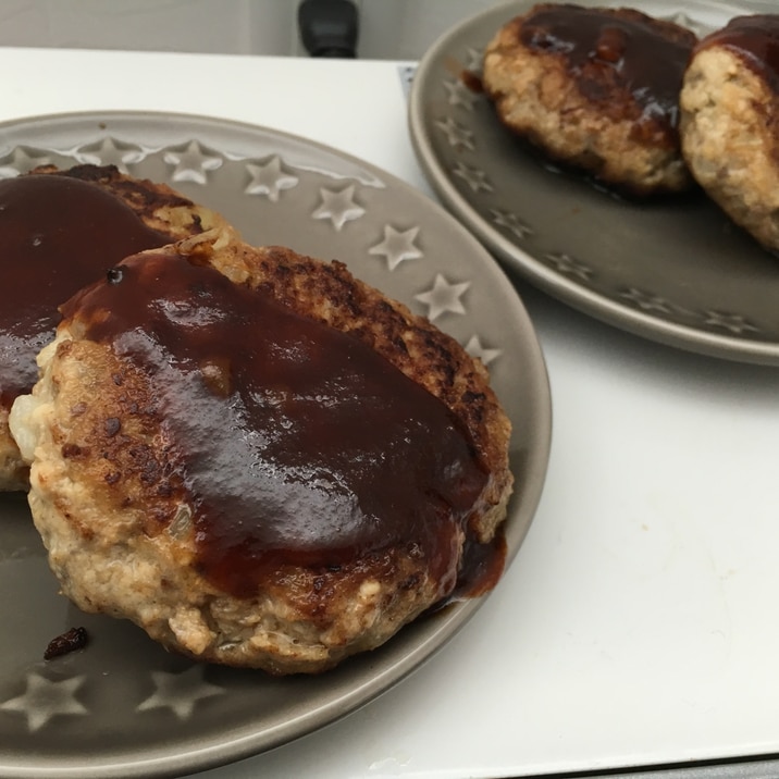 牛ひき肉と豆腐で節約ハンバーグ